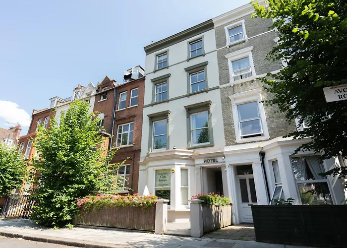 Simply Rooms & Suites Londra